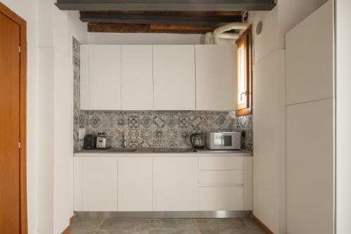 Castello Apartment with Garden R&R photo 13