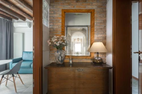 Castello Apartment with Garden R&R photo 16