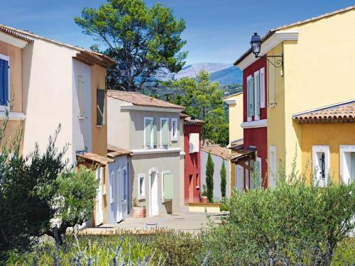 Holiday Home in Fayence with Pool & Tennis
