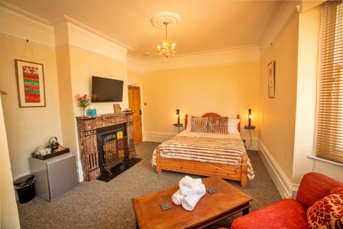 Finest Retreats - Pittodrie Guest House - Room 2 photo 7