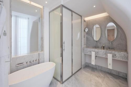 Claridge's, Maybourne Hotel Collection Image