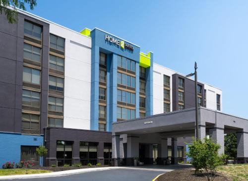 an image of the front of a hotel at Home2 Suites by Hilton Indianapolis - Keystone Crossing in Indianapolis