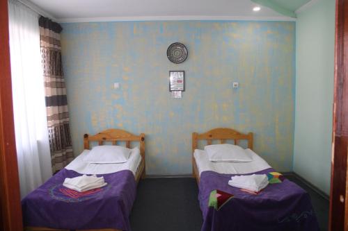 Gallery image of Guest House Emily in Bokonbayevo