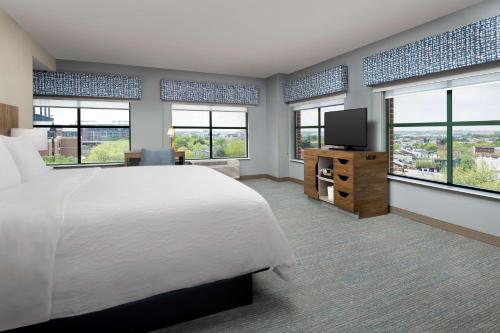Hampton Inn Baltimore-Downtown-Convention Center Image