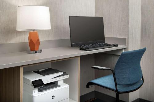 Hampton Inn Baltimore-Downtown-Convention Center Image