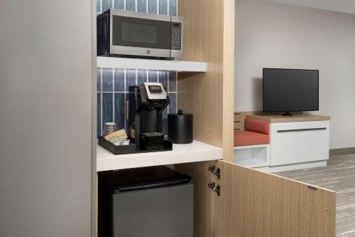 Hilton Garden Inn Orlando Downtown Image