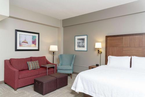 Hampton Inn Indianapolis Downtown Across from Circle Centre Image