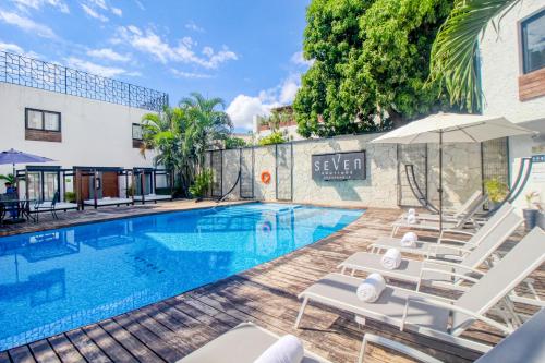 Seven Boutique Unit #36 – Photos 2