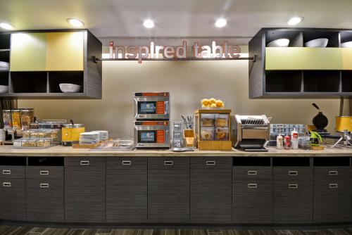 Φαγητό σε αυτό το ξενοδοχείο ή κάπου εκεί κοντά