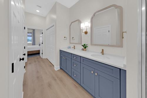 Fotografie z fotogalerie ubytování Emerald By Alma - Updated 3BD 2BA condo Seagrove Highlands v destinaci Santa Rosa Beach