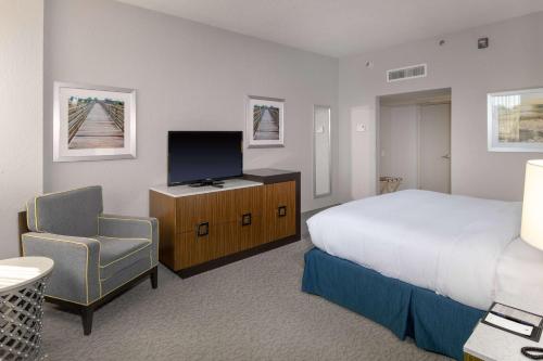 TV o dispositivi per l'intrattenimento presso DoubleTree by Hilton Hotel Jacksonville Airport