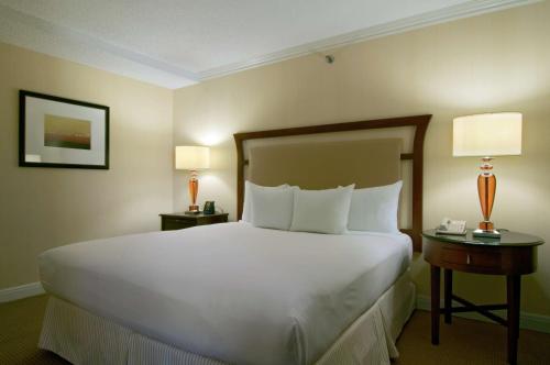 Katil atau katil-katil dalam bilik di Hilton Raleigh North Hills