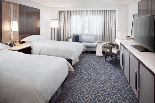 Hilton Boston Back Bay Image