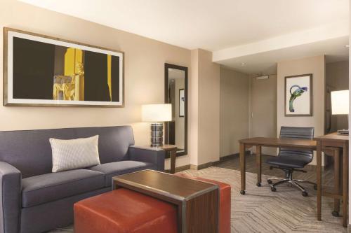 Homewood Suites by Hilton Washington DC Capitol-Navy Yard Image