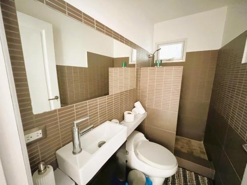 Koupelna v ubytování Beauty Orquidea 2bed apartment in El Cortecito Playa Bavaro