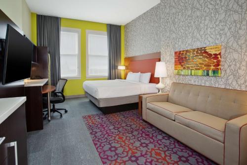 Home2 Suites by Hilton San Antonio Downtown - Riverwalk, TX Image