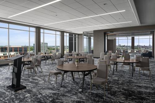 Restaurace v ubytování AC Hotel by Marriott Columbus Downtown