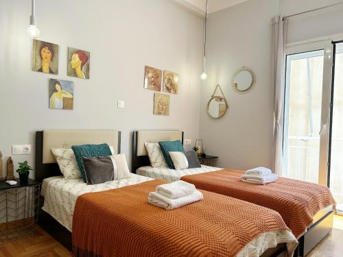 near Acropolis new 2 bedrooms apt in Koukaki