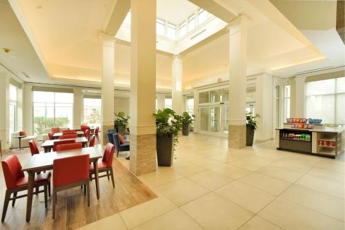 Posezení v ubytování Hilton Garden Inn Saratoga Springs
