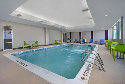 Home2 Suites by Hilton Atlanta Airport North Image