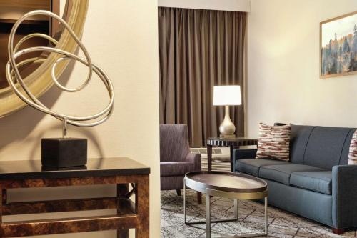DoubleTree by Hilton Atlanta Northeast/Northlake Image