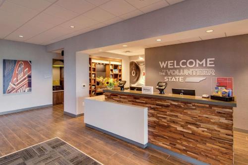 Hampton Inn & Suites by Hilton Nashville North Skyline Image
