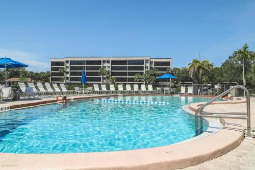 Midnight Cove II Ground Level Close to Pool – Photos 2