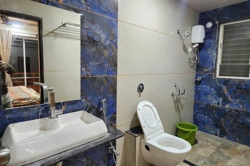 Ένα μπάνιο στο Anudra Villa