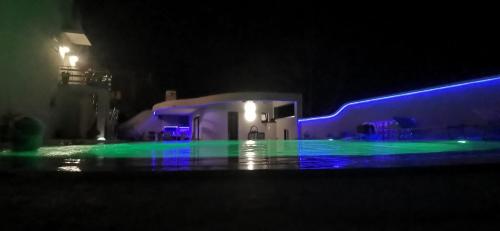 Gallery image of Villa Elke Maria with overflow pool and hydromassage in Novigrad Istria