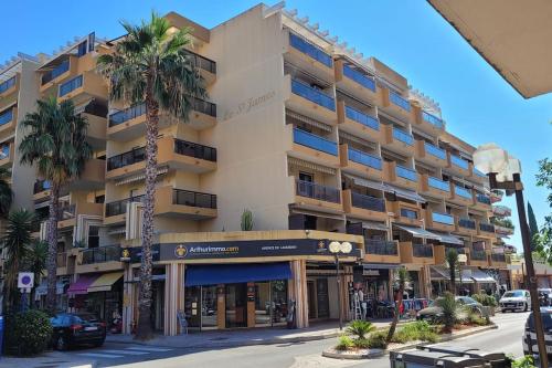 Appart le Lavandou (le st James) 2 étoiles