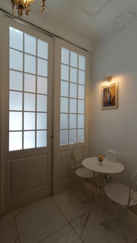 Elegante Monolocale - Macchi 1920