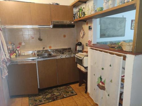 Dapur atau dapur kecil di appartamento Cima