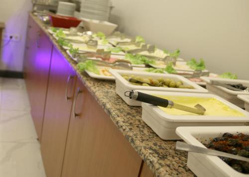ホテルの敷地内または近くでの食事または食べ物