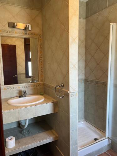 Ένα μπάνιο στο HOSTAL TREVELEZ