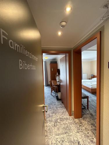 Gambar di galeri bagi Hotel & Restaurant Prüser´s Gasthof di Hellwege