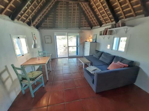 Alai, Exótico bungalow en la playa