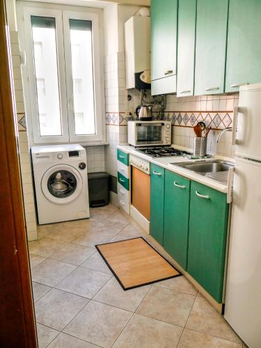 Modern 1 Bedroom near metro