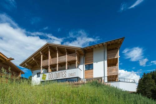Gallery image of Hotel Chalet Dolomites in Alpe di Siusi