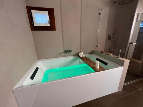 Venice Luxury Suite - Private Jacuzzi and Design photo 31