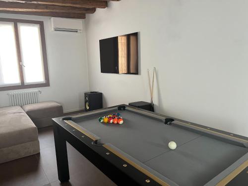 Venice Luxury Suite - Private Jacuzzi and Design photo 3