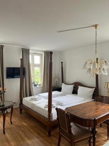 Ένα ή περισσότερα κρεβάτια σε δωμάτιο στο Studio-Apartment 25 am Saseler Markt Retro-Love