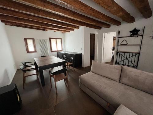 Venice Luxury Suite - Private Jacuzzi and Design photo 28