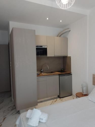 Dapur atau dapur kecil di Ιόλη