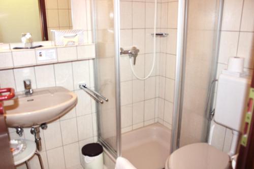 Et badeværelse på Hotel Seerose Bad Malente