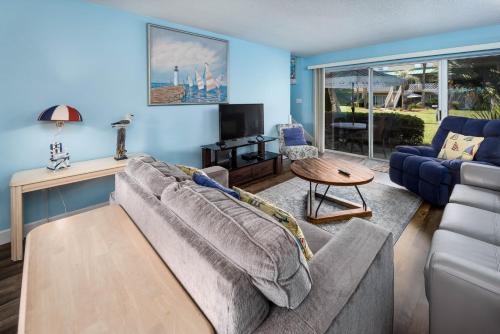 Seaspray Condos 103A – Photos 2