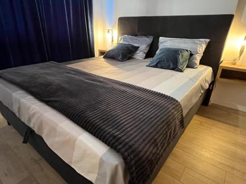 Katil atau katil-katil dalam bilik di Apartman Ena Fojnica