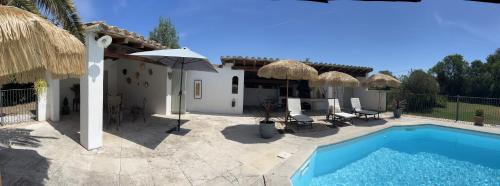Πισίνα στο ή κοντά στο Alpilles Camargue Mas Falabrego