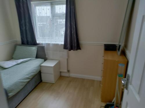 Gallery image of Beautiful House in Ruislip in Northwood