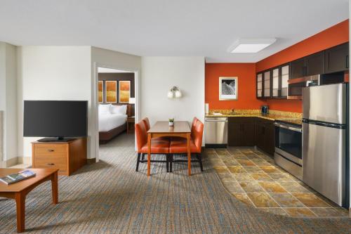 Kuchyň nebo kuchyňský kout v ubytování Residence Inn Philadelphia/Montgomeryville