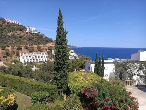 Seaview 3 bedroom apartment with swimmingpool, Canyet de Mar ...